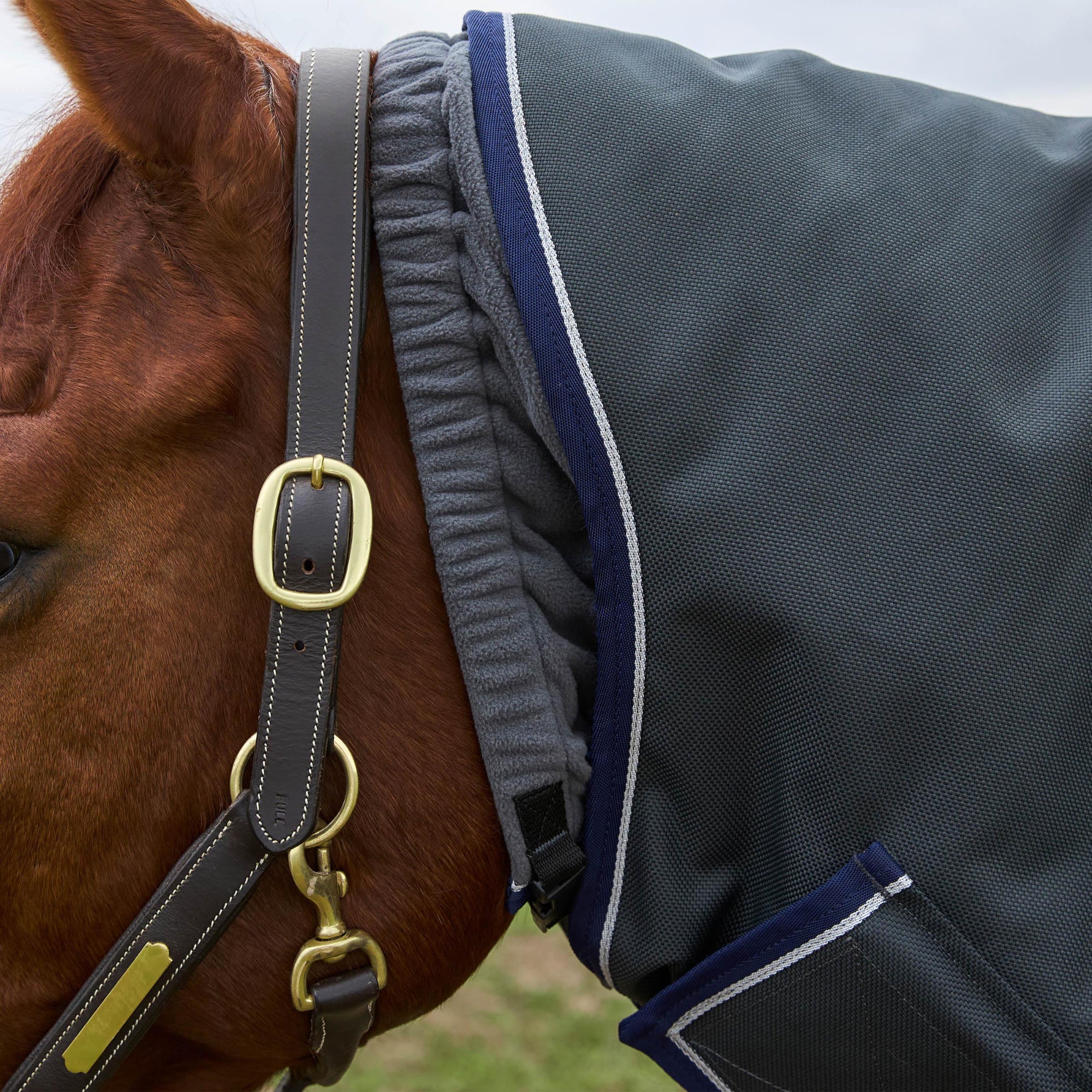 Weatherbeeta Comfitec Ultra Turnout Detacha Neck Rug - Medium Lite 100G
