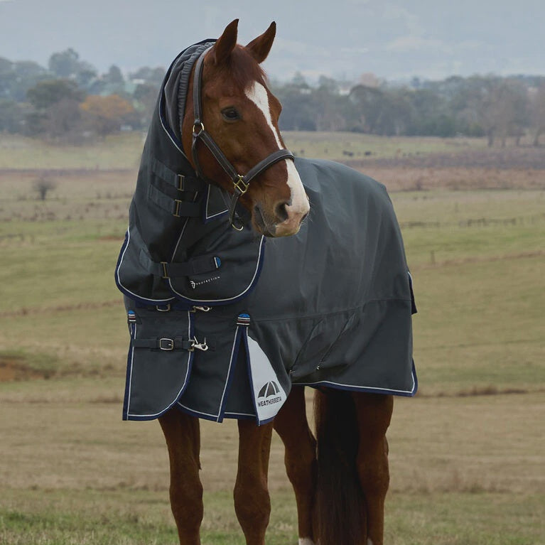 Weatherbeeta Comfitec Ultra Turnout Detacha Neck Rug - Medium 220G