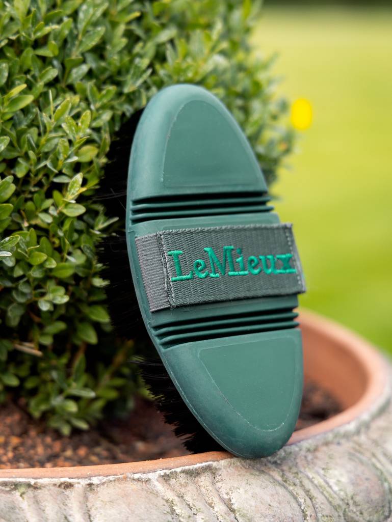 LeMieux Flexi Soft Body Brush