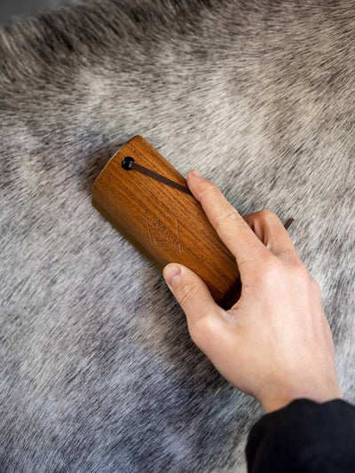 Lemieux Artisan Shedding Comb